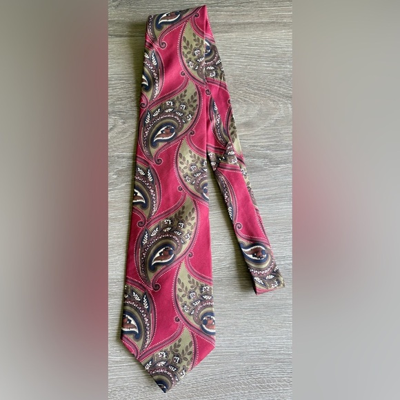 Vintage Kuppenheimer Paisley Necktie Tie Red Blue Tan - Picture 1 of 3